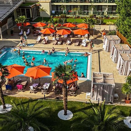 Wellness Hotel Gyula Exterior foto